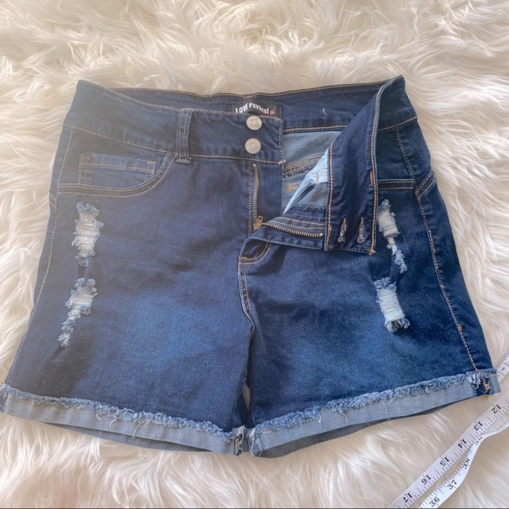 Women’s denim jean blue shorts, dark wash with distressed ripped design size 11